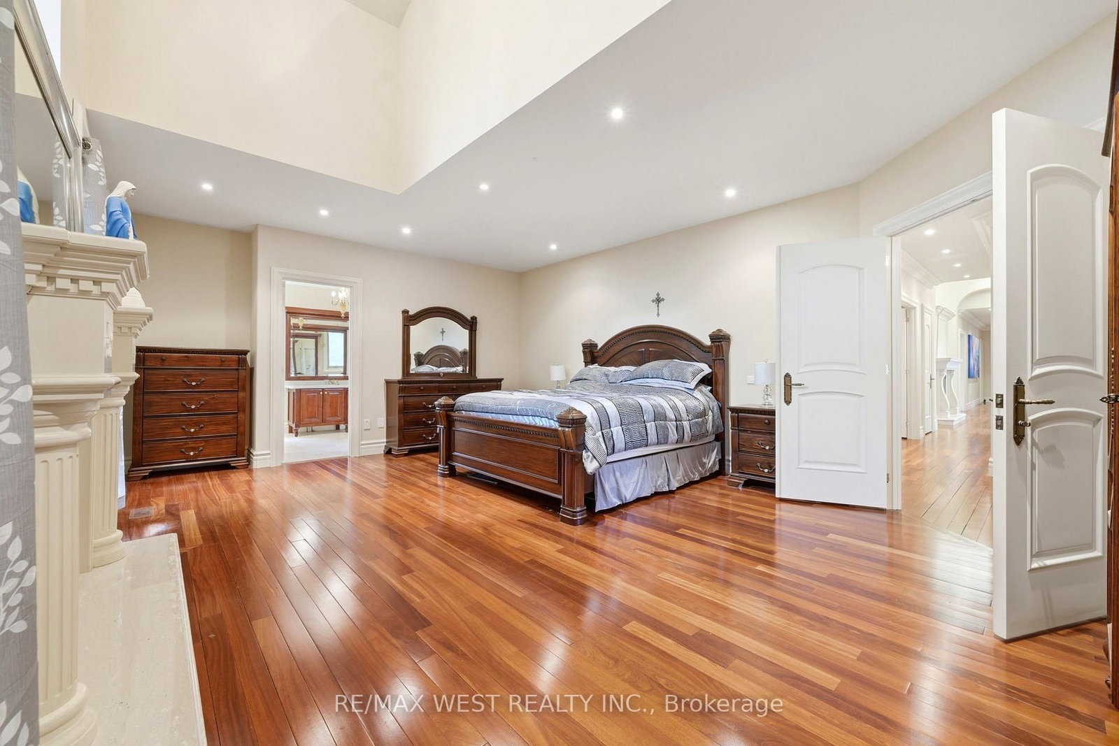 2 Kingswood Drive • King, ON photo 13