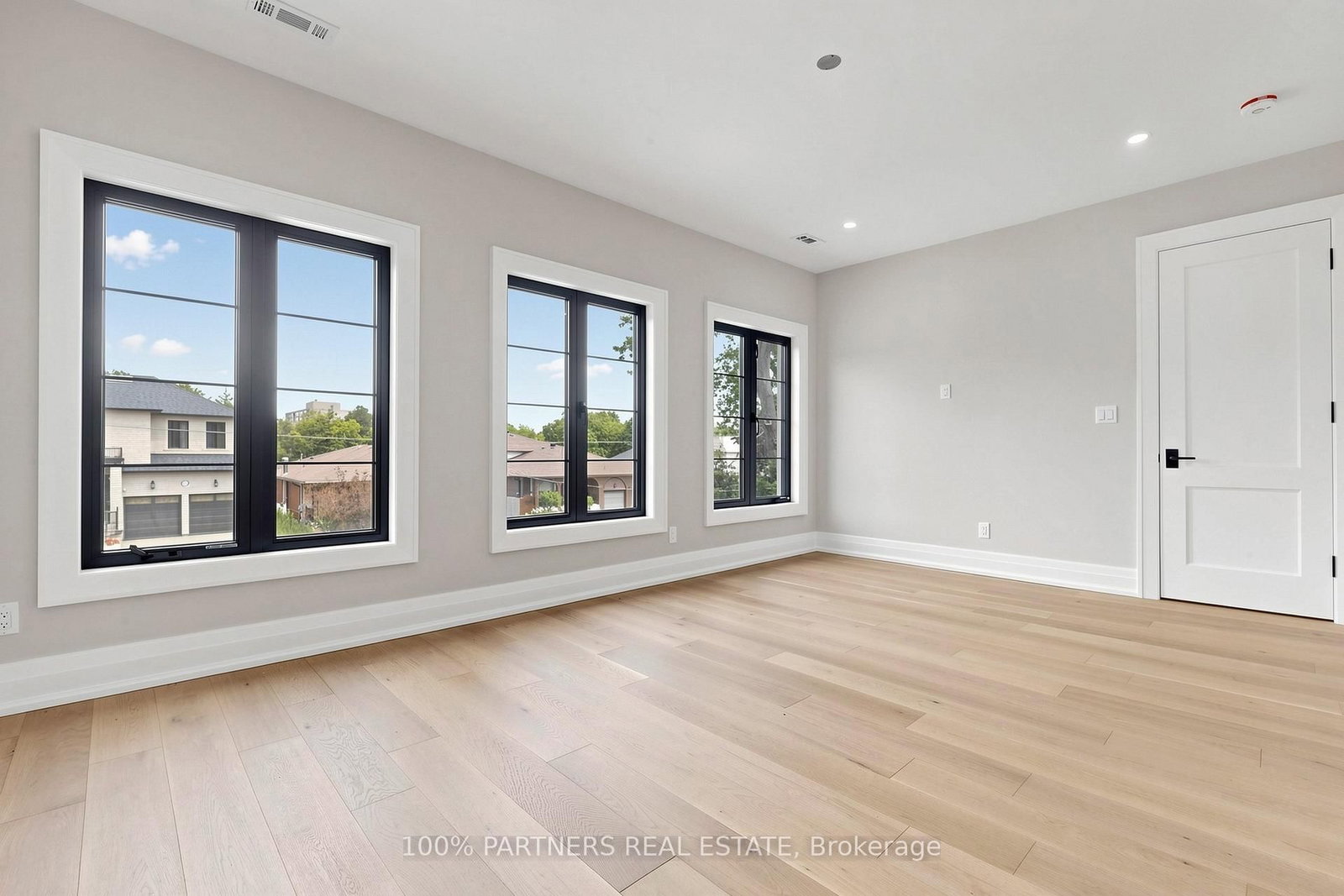 160 Lawrence Avenue • Richmond Hill, ON photo 36