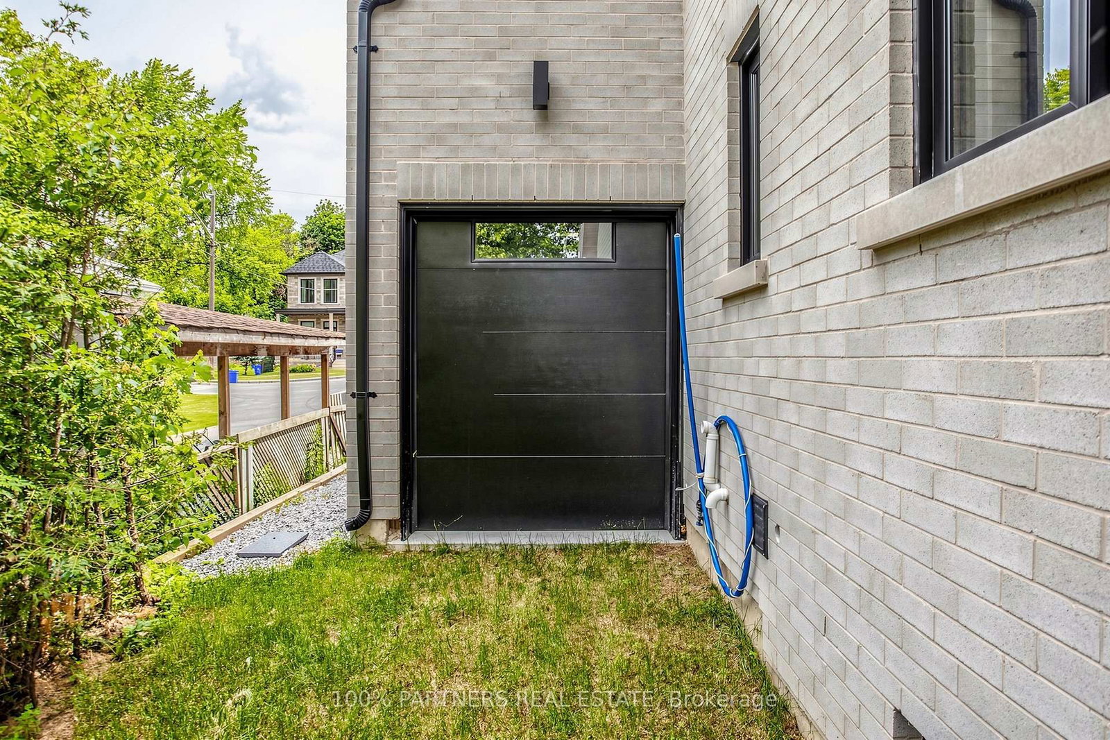 160 Lawrence Avenue • Richmond Hill, ON photo 49