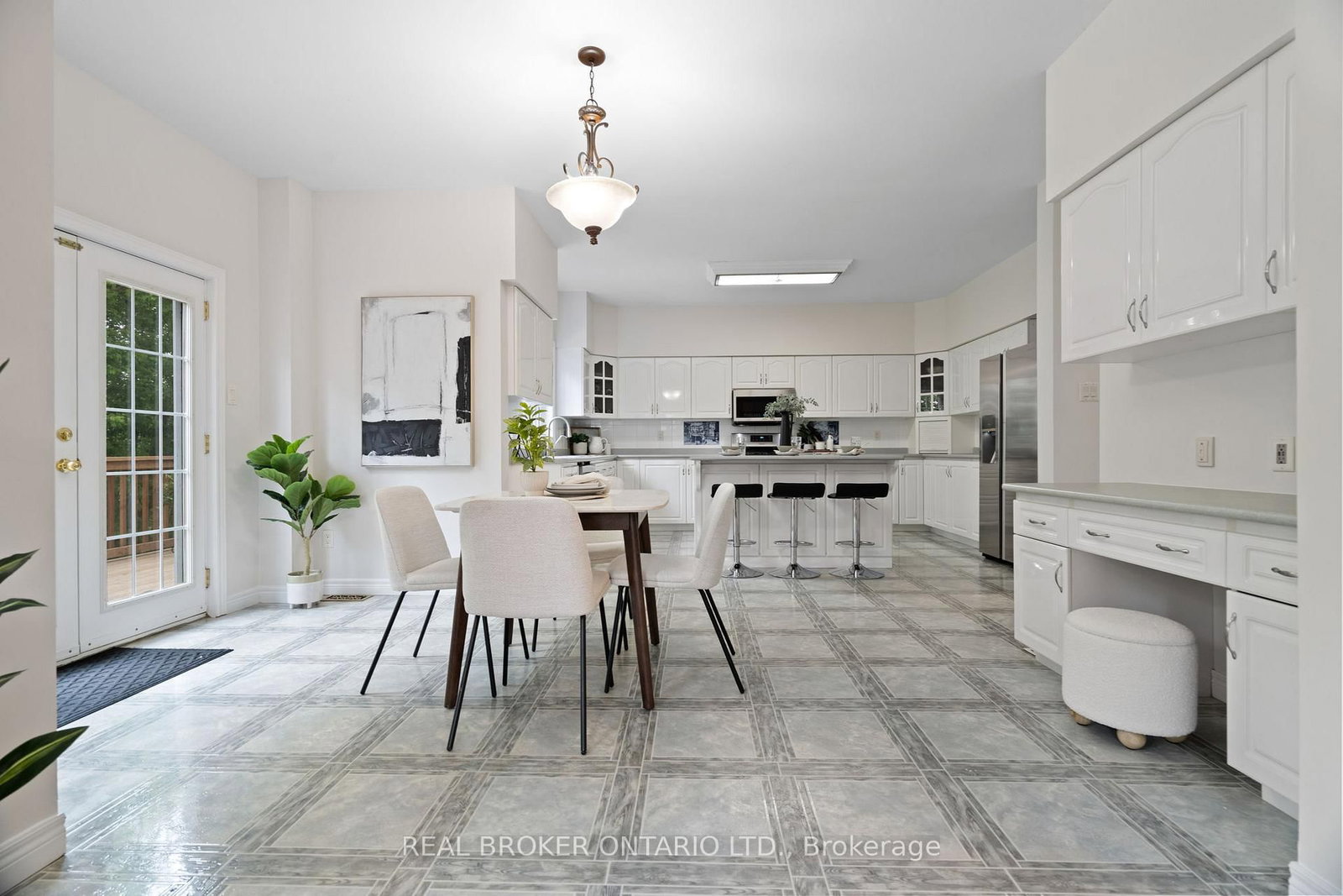 118 Bayview Avenue • Georgina, ON photo 13