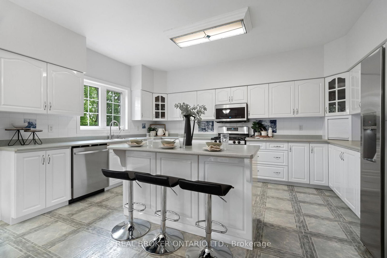 118 Bayview Avenue • Georgina, ON photo 18