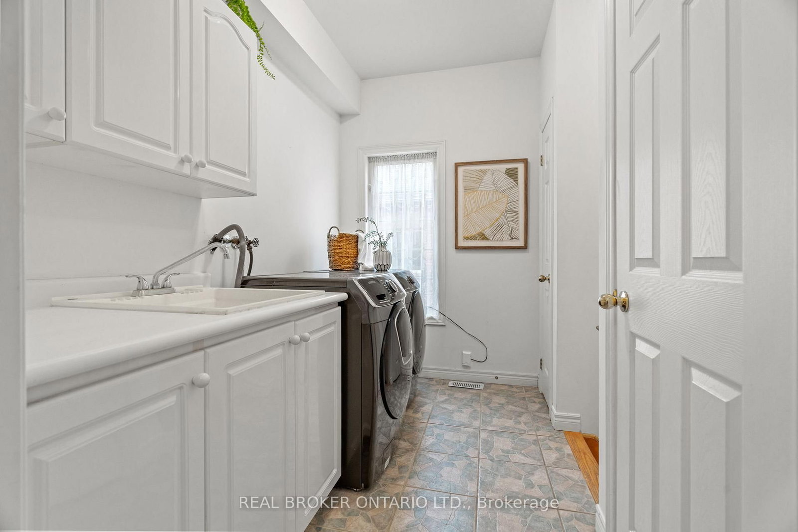 118 Bayview Avenue • Georgina, ON photo 22