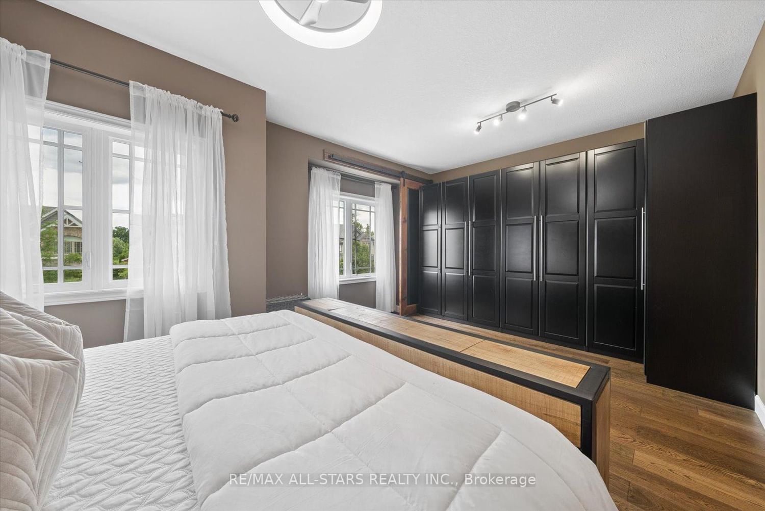 27 Carleton Trail • New Tecumseth, ON photo 21