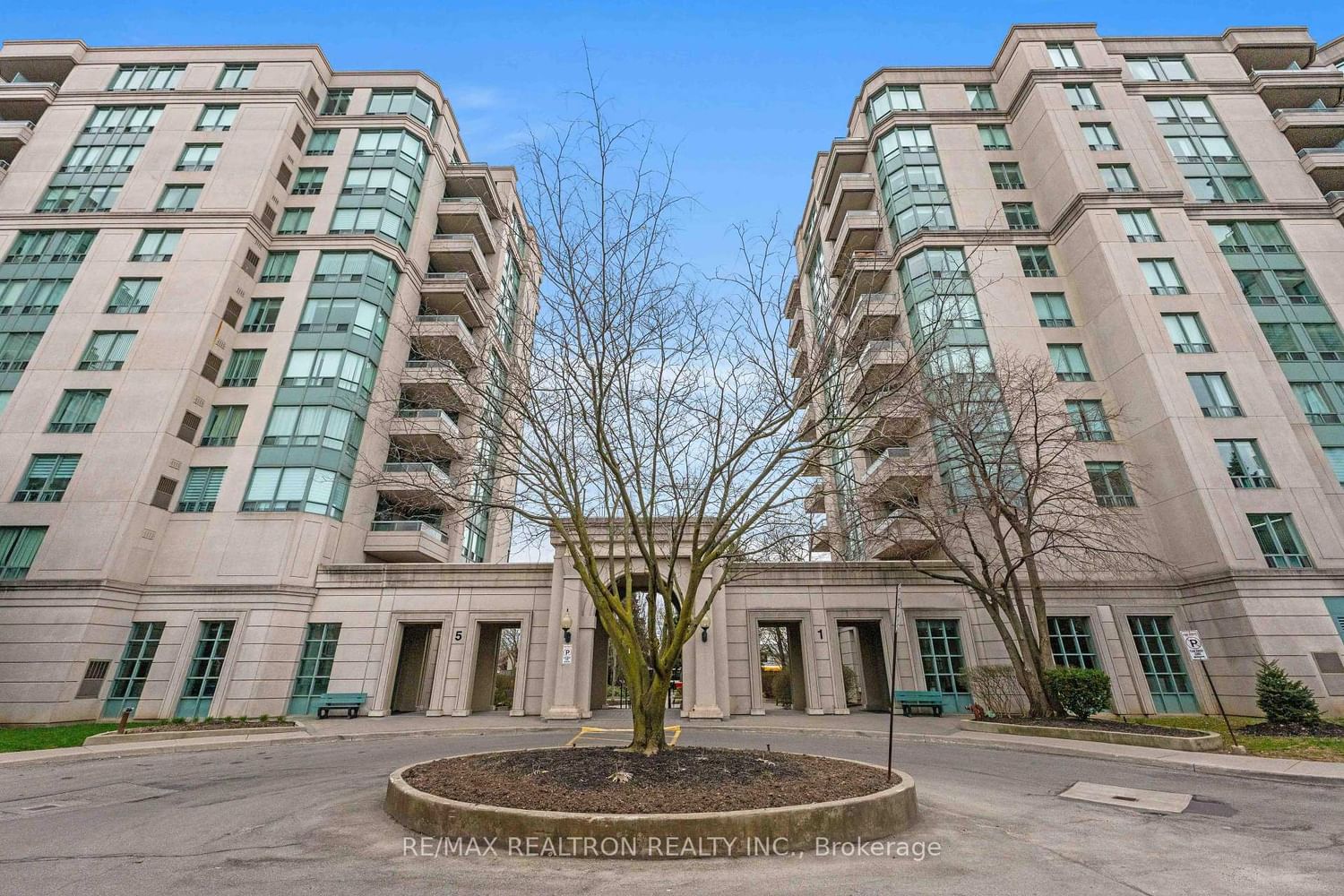 5 Emerald Lane