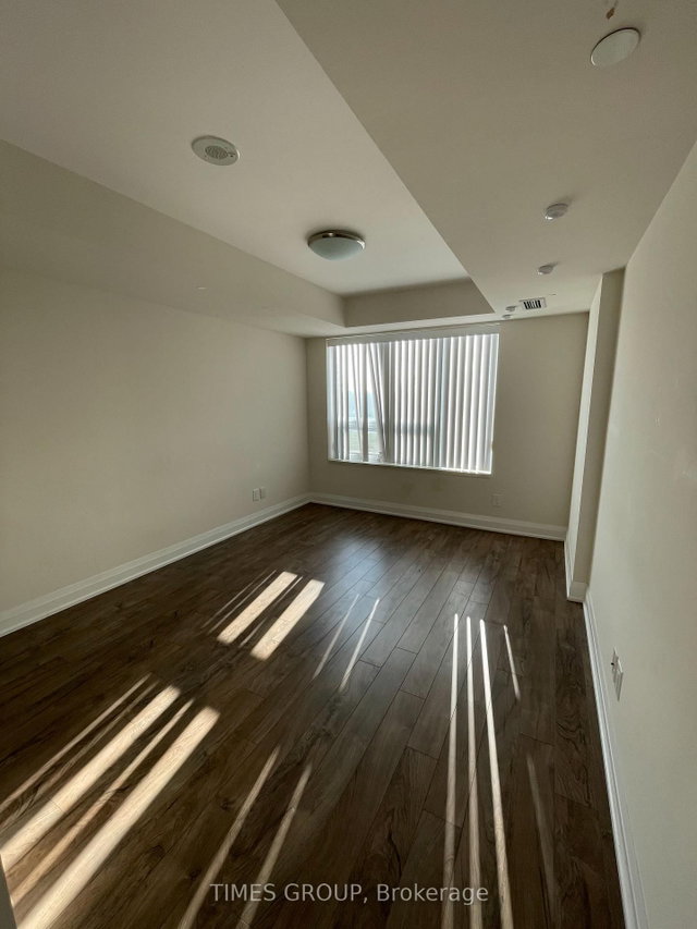 516 - 18 Uptown Drive