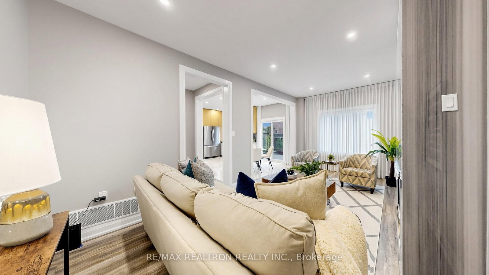 492 Pleasant Ridge Avenue • Vaughan, ON photo 10