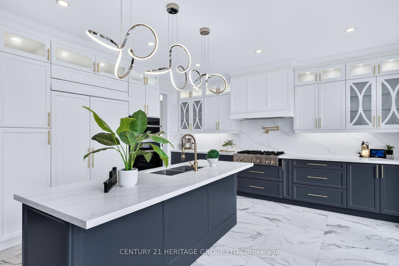 282 Reg Harrison Trail • Newmarket, ON photo 14