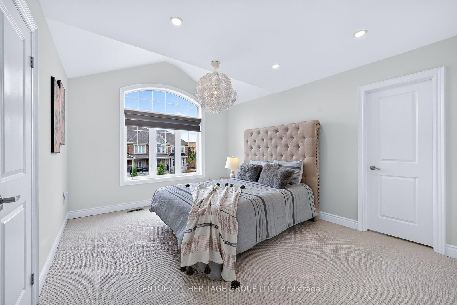 282 Reg Harrison Trail • Newmarket, ON photo 33