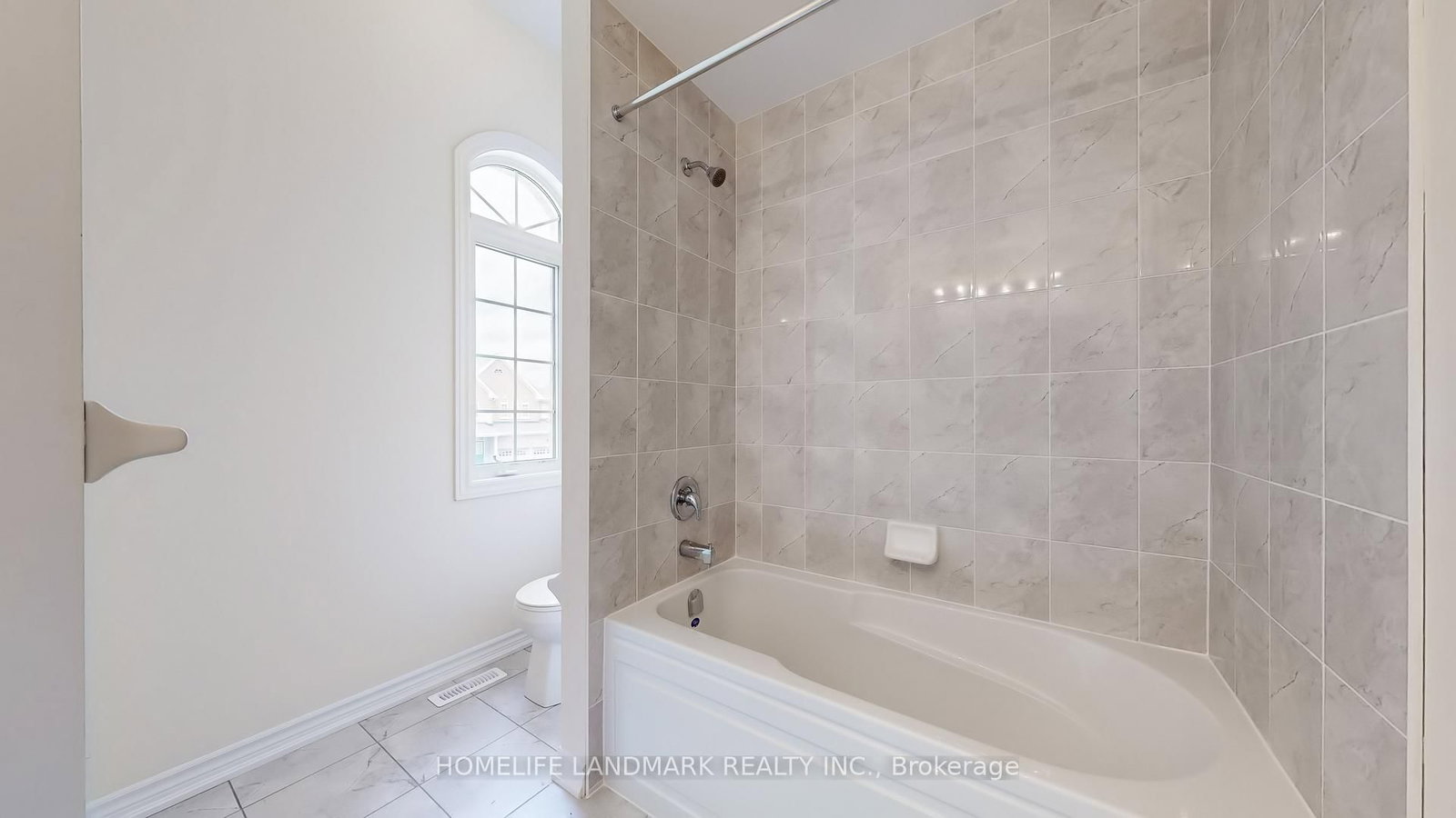 119 Hawkins Street • Georgina, ON photo 39
