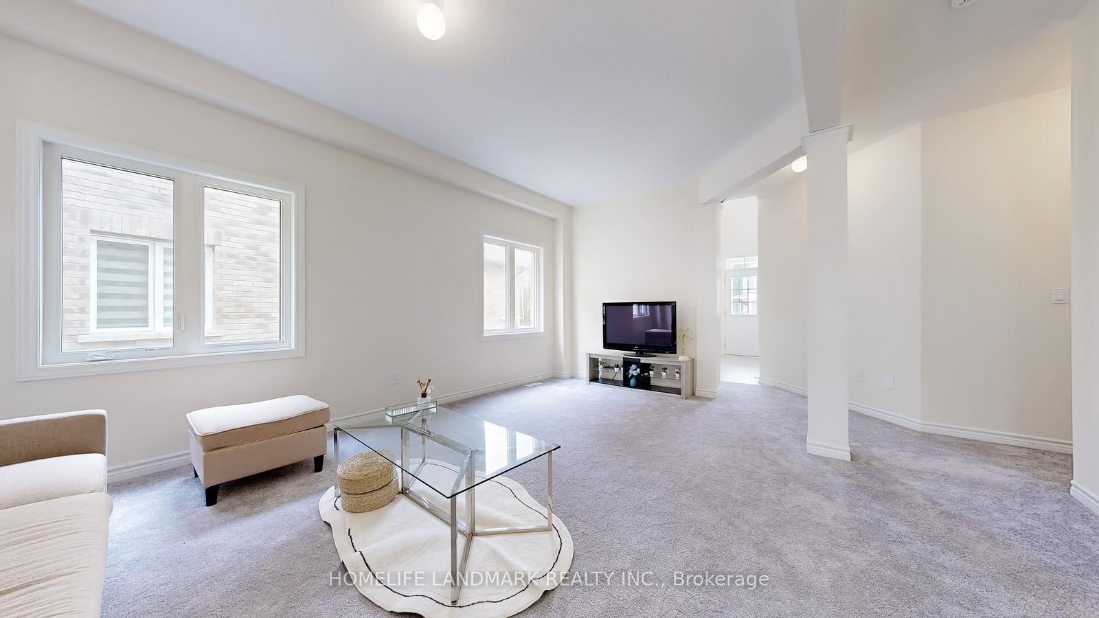 119 Hawkins Street • Georgina, ON photo 4
