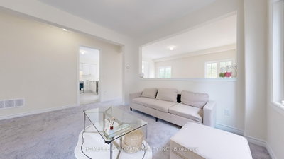 119 Hawkins Street • Georgina, ON photo 9