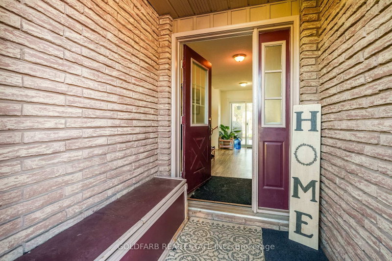 1635 Innisfil Beach Road