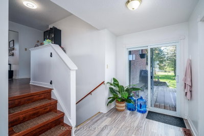 1635 Innisfil Beach Road • Innisfil, ON photo 5