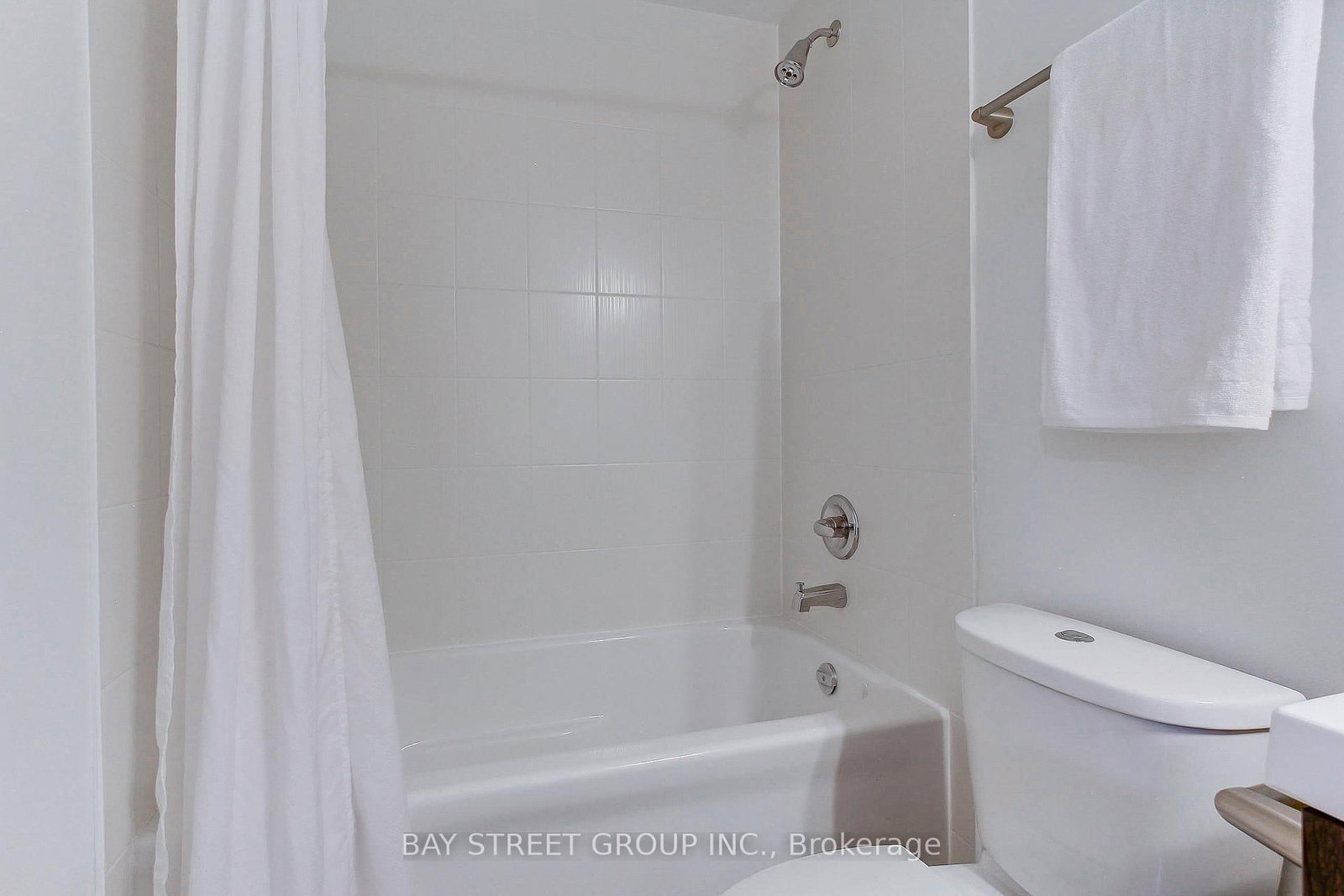 28 Prince Regent Street • #PH8 • Markham, ON photo 25