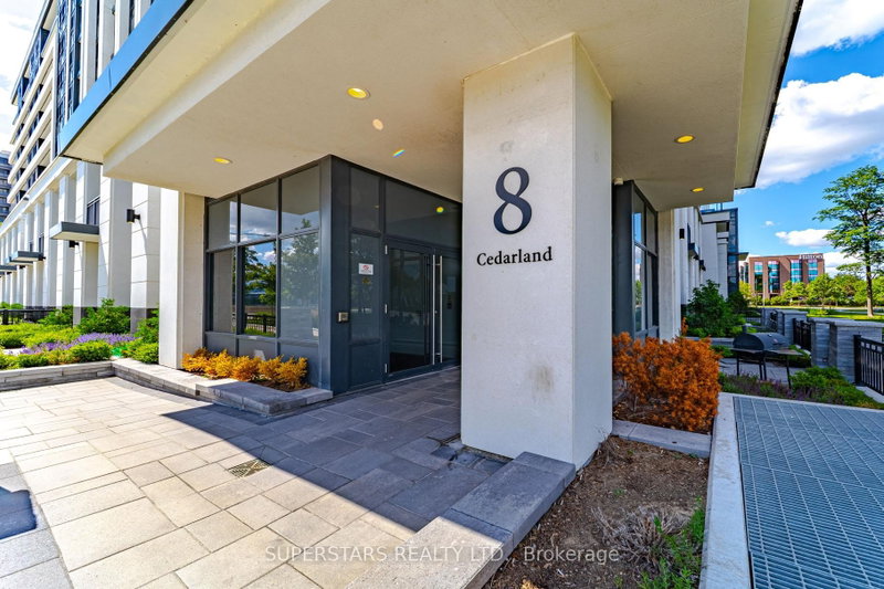 W121 - 8 Cedarland Drive