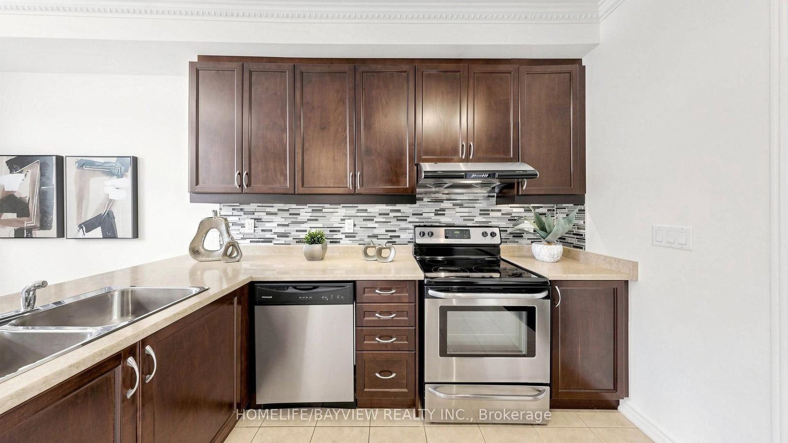 10981 Woodbine Avenue • Markham, ON photo 16