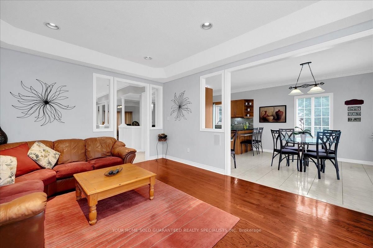 682 Vaughan Mills Road • Vaughan, ON photo 18