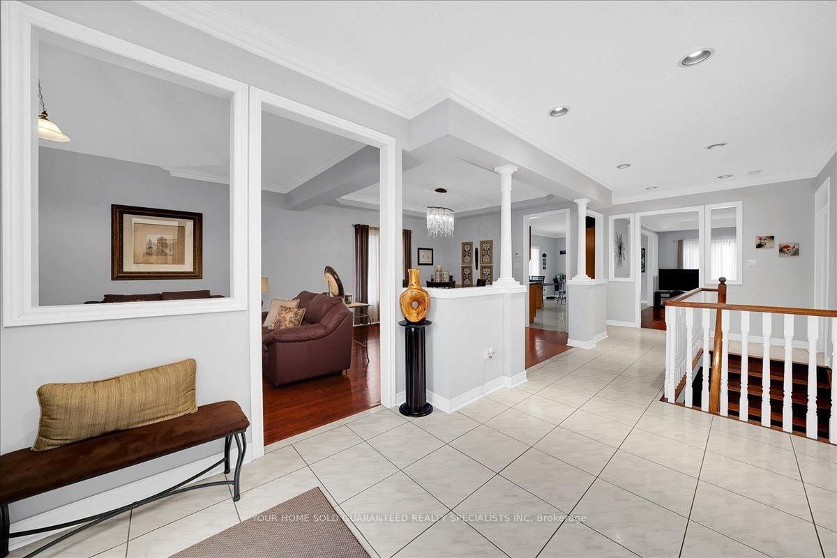 682 Vaughan Mills Road • Vaughan, ON photo 4