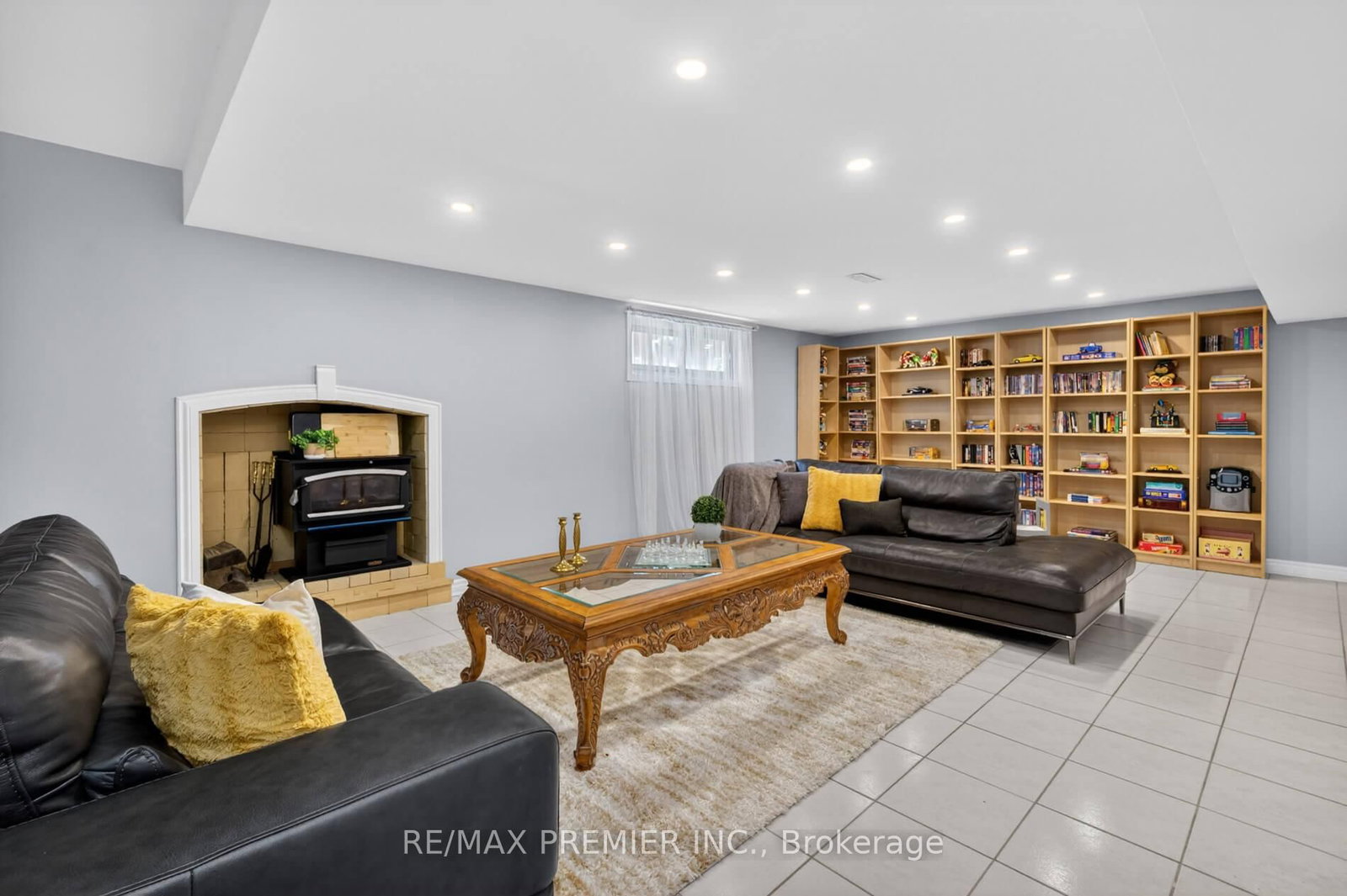 35 Lorengate Place • Vaughan, ON photo 27