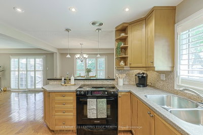 43 Bishop Crescent — photo 5