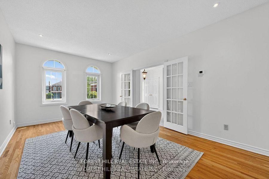 2 Regent Street • Richmond Hill, ON photo 5