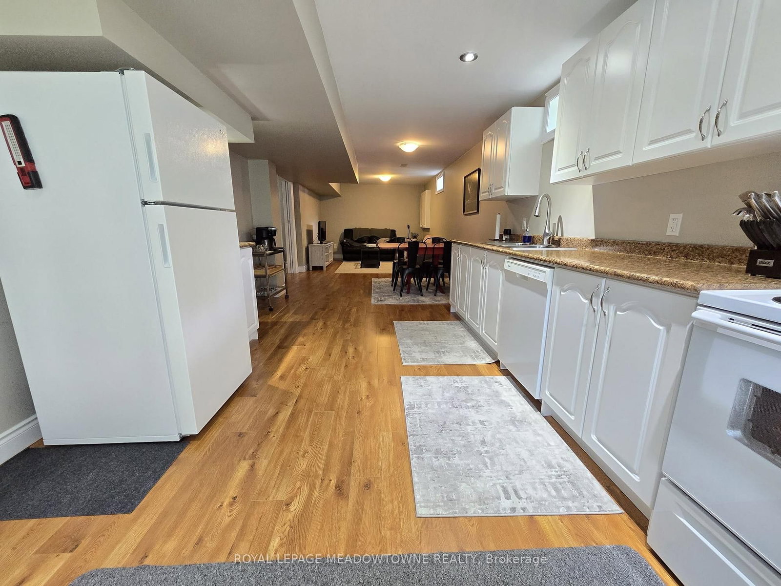Bsmt - 154 Maple Street, Uxbridge 4