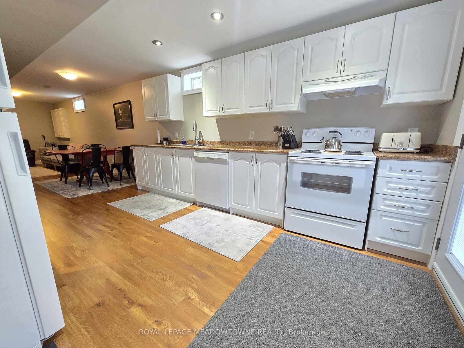 Bsmt - 154 Maple Street, Uxbridge 5