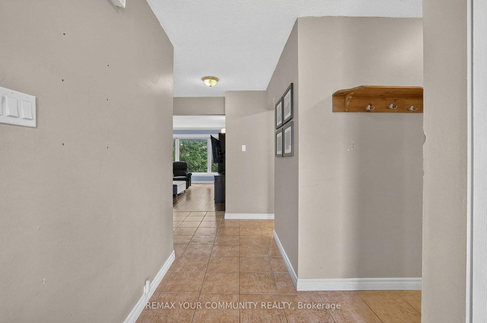 198 Britannia Avenue • Bradford West Gwillimbury, ON photo 6