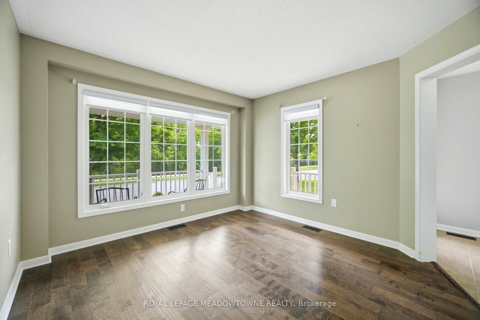 214 John W. Taylor Avenue W • New Tecumseth, ON photo 10