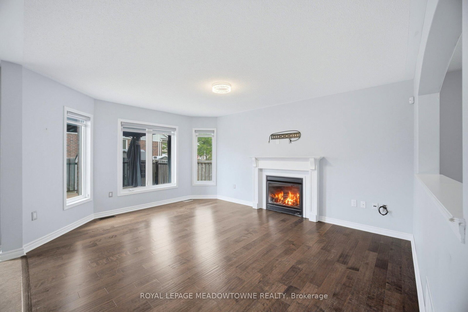 214 John W. Taylor Avenue W • New Tecumseth, ON photo 18