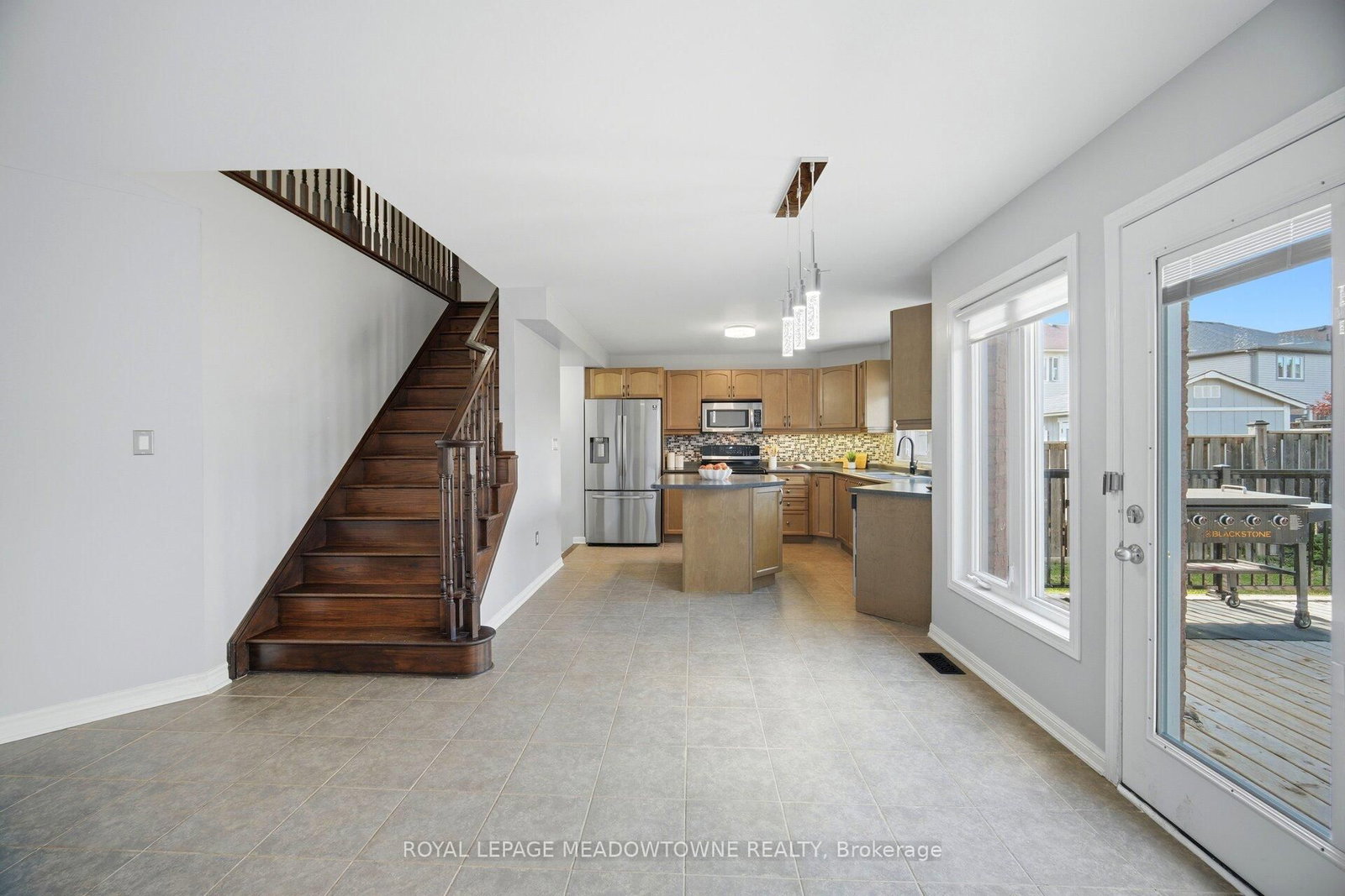 214 John W. Taylor Avenue W • New Tecumseth, ON photo 20