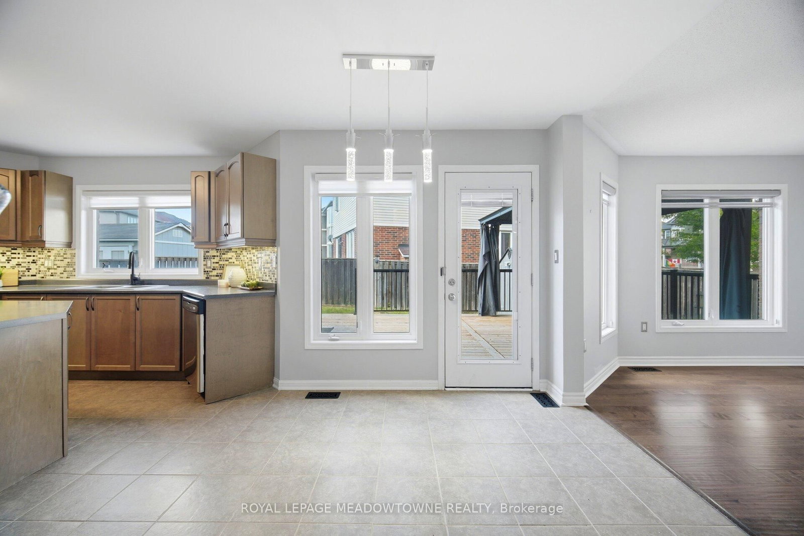 214 John W. Taylor Avenue W • New Tecumseth, ON photo 21