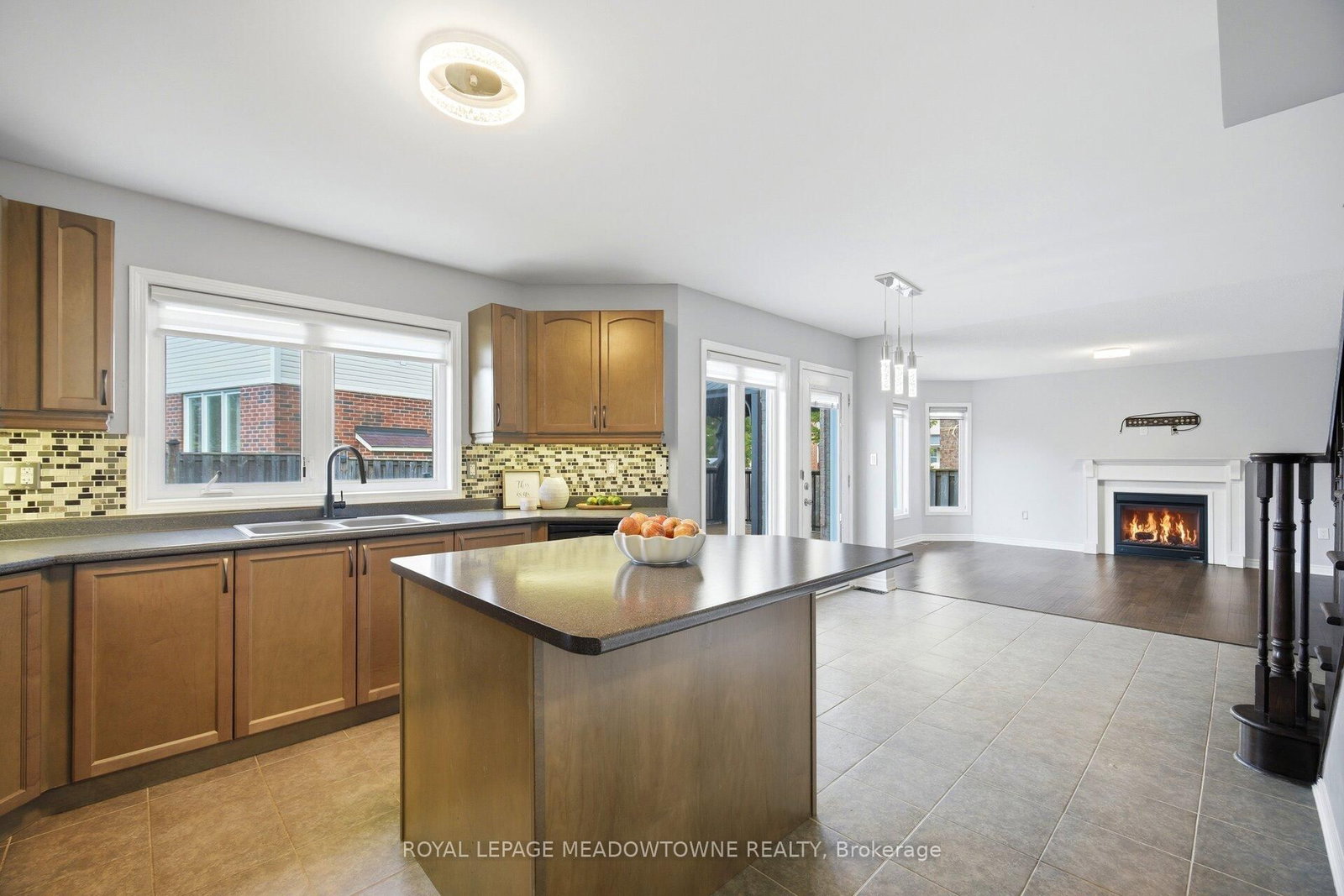214 John W. Taylor Avenue W • New Tecumseth, ON photo 26