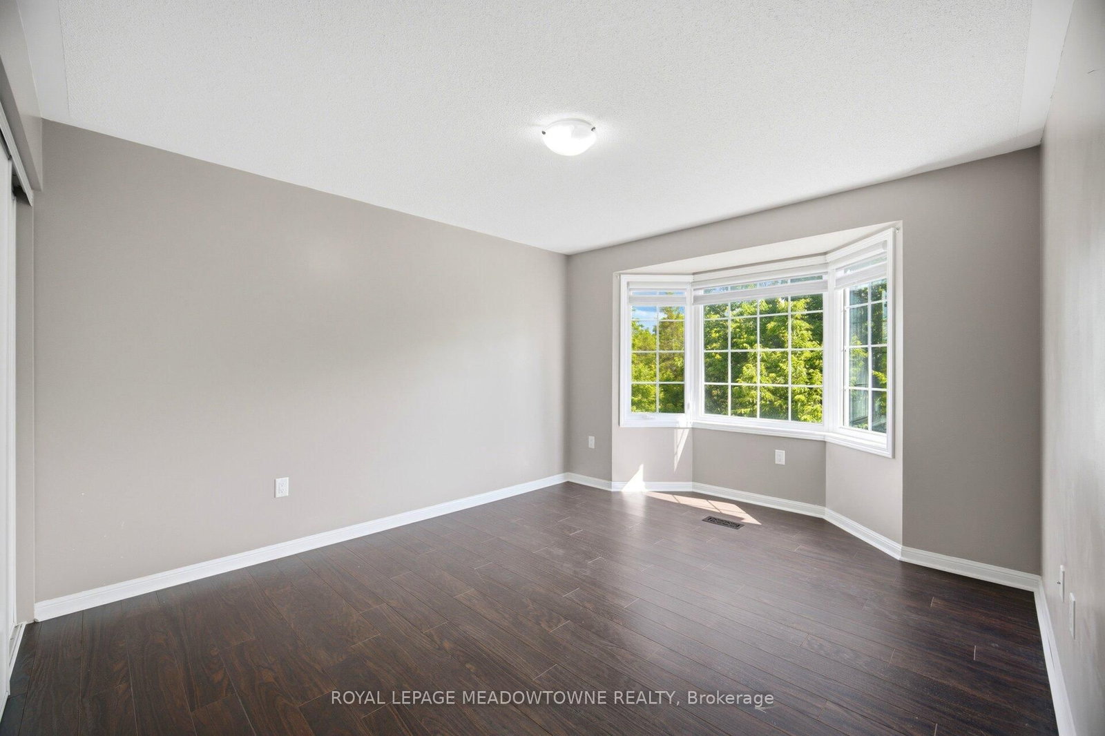 214 John W. Taylor Avenue W • New Tecumseth, ON photo 36