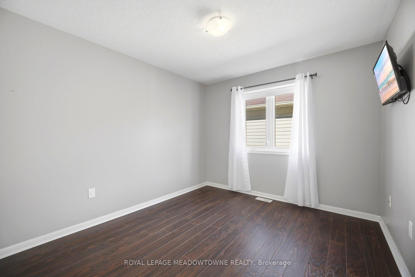 214 John W. Taylor Avenue W • New Tecumseth, ON photo 37