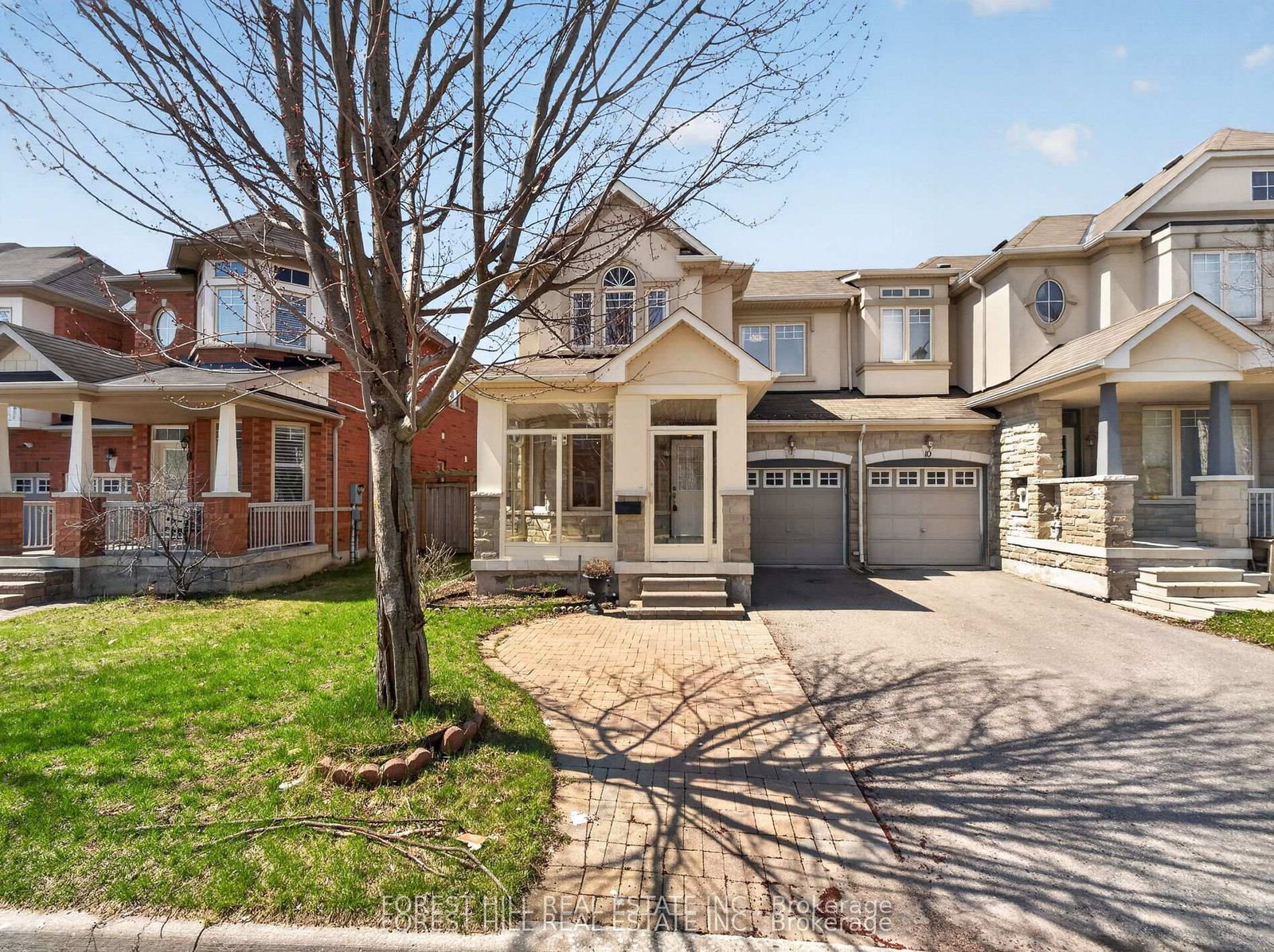 12 Stookes Crescent • Richmond Hill, ON photo 1