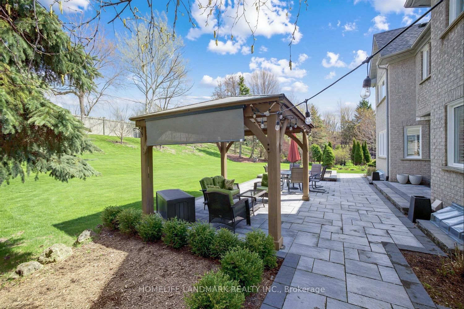 1098 Secretariate Road • Newmarket, ON photo 39
