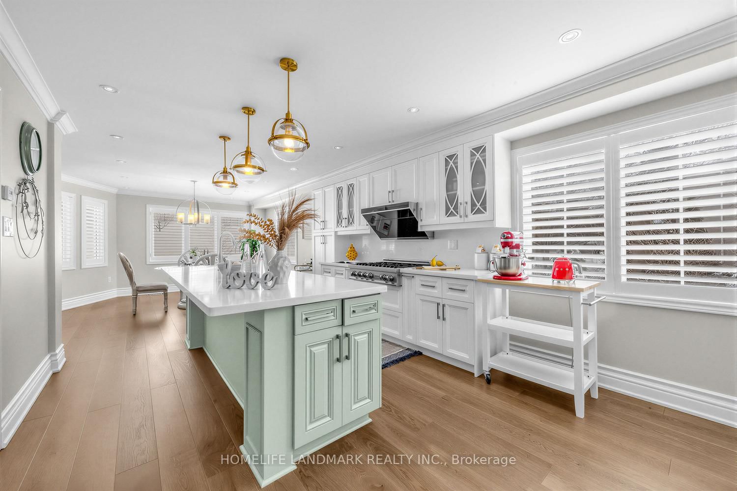 1098 Secretariate Road