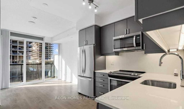 807 - 7895 Jane Street