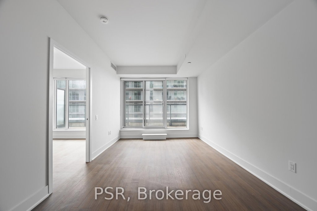 710 - 195 Deerfield Road 3