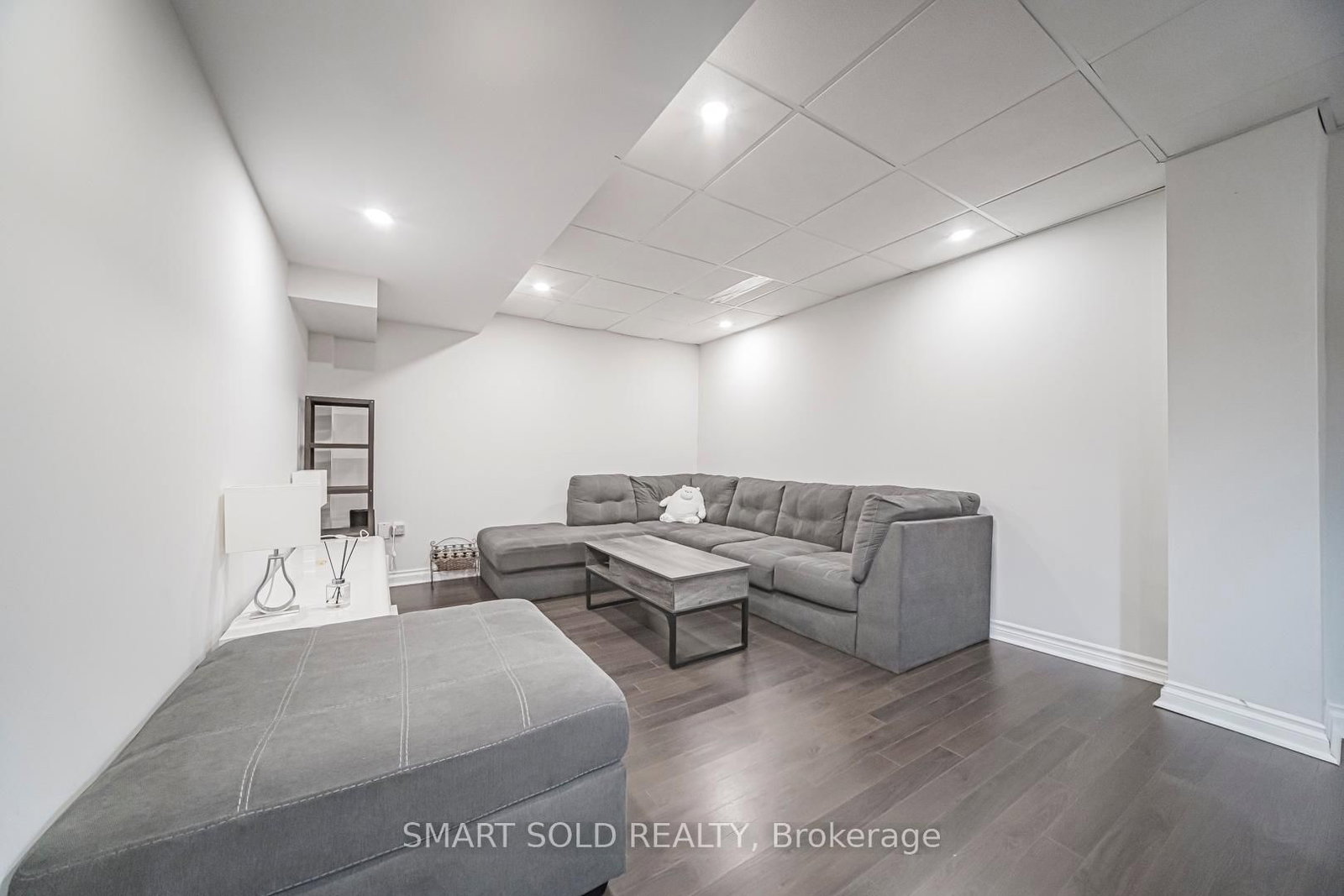8 Gordon Weeden Road • Markham, ON photo 36