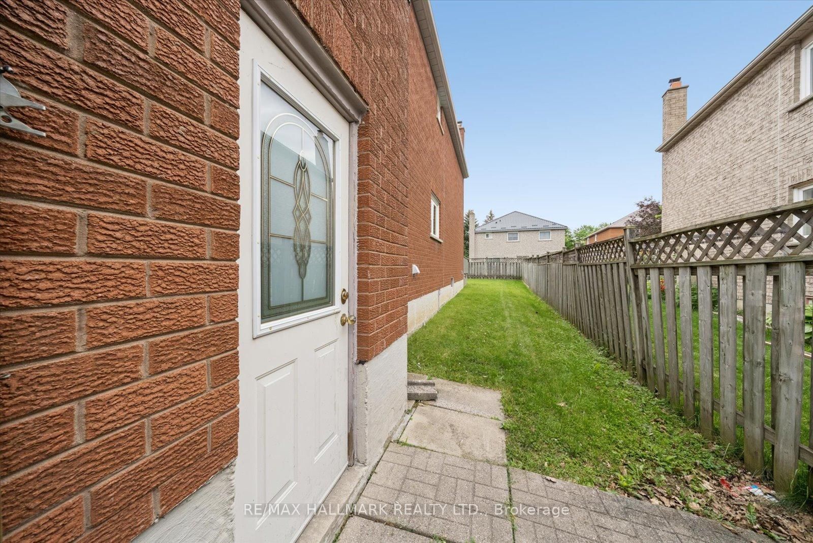Listing Image 40