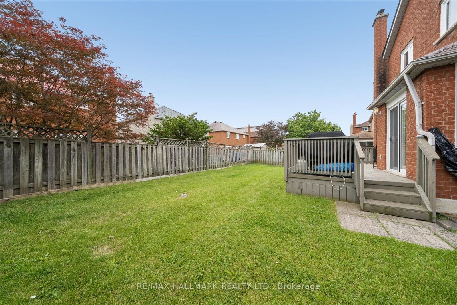 21 Caldbeck Avenue