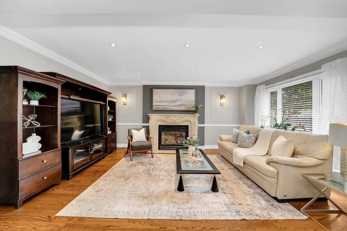 3 Castlehill Road • Vaughan, ON photo 11