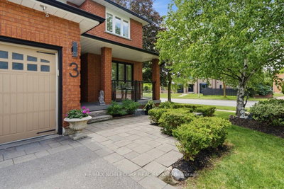 3 Castlehill Road • Vaughan, ON photo 3