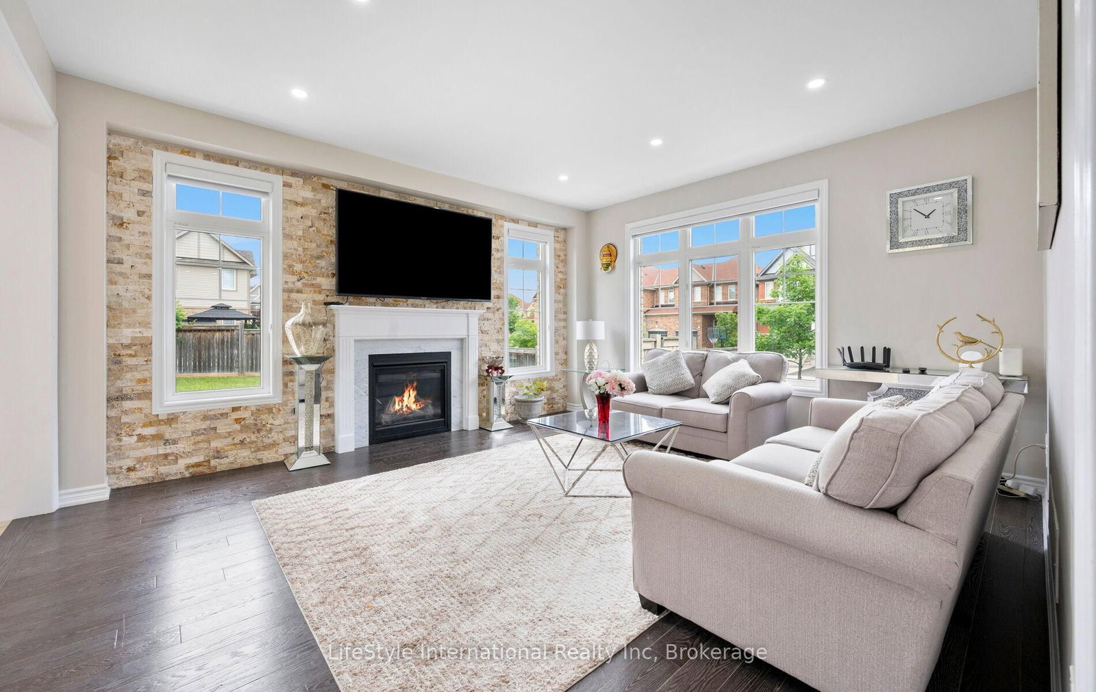 48 Hawke Crescent • New Tecumseth, ON photo 13