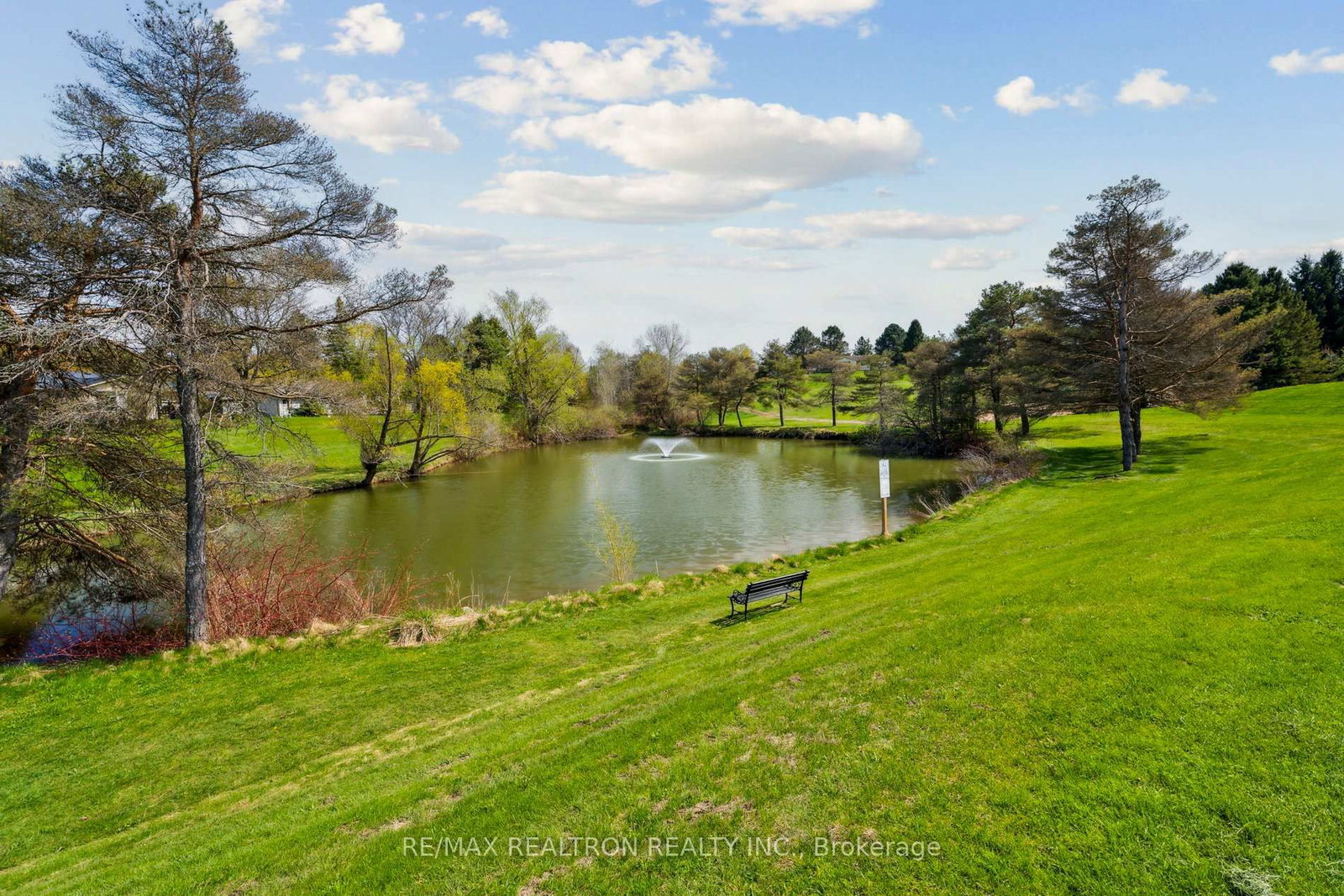 36 Tecumseth Pines Drive • New Tecumseth, ON photo 38