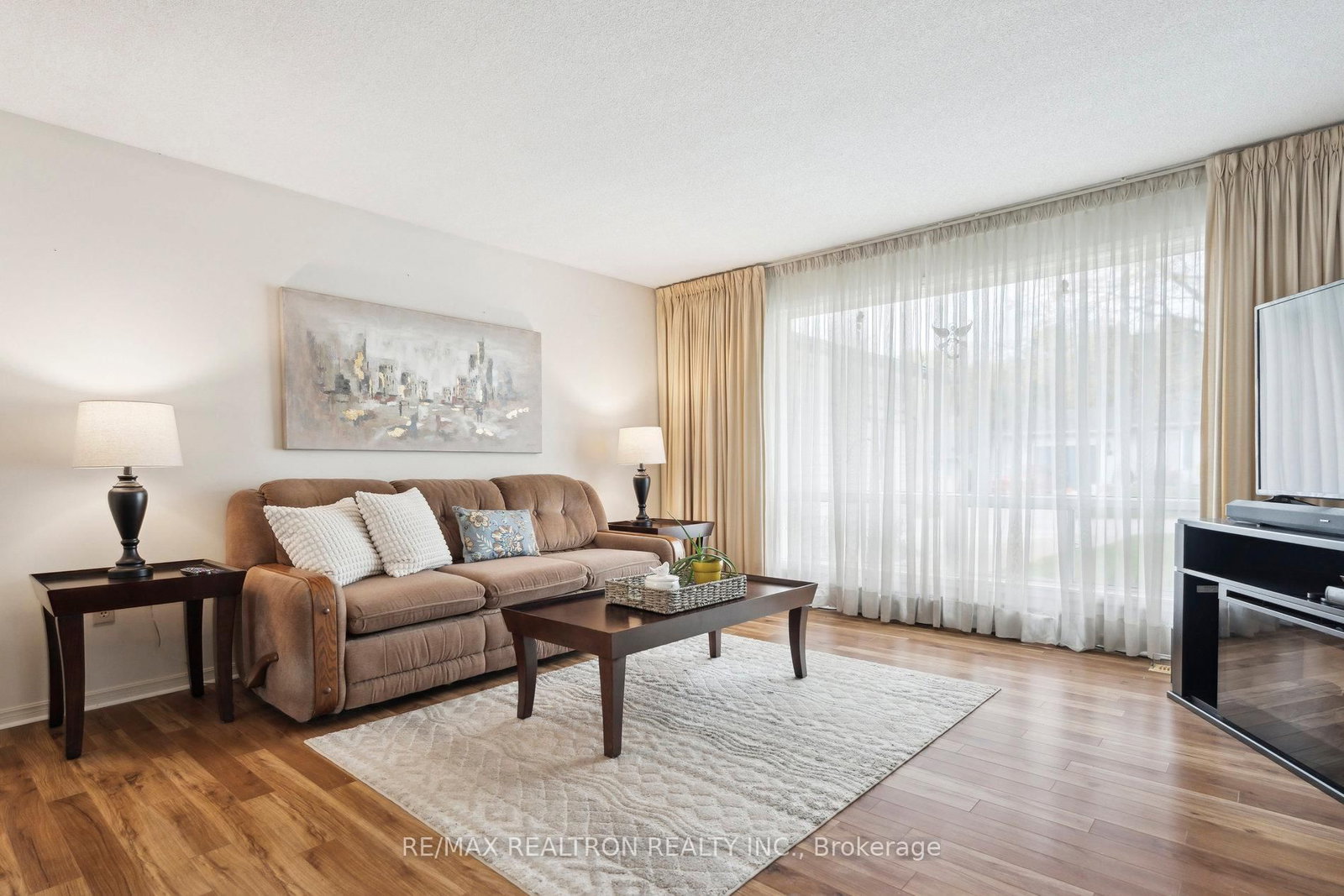 36 Tecumseth Pines Drive • New Tecumseth, ON photo 8