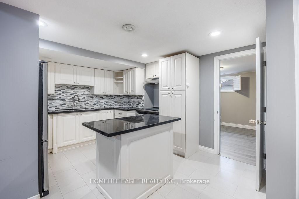 20286 Yonge Street • East Gwillimbury, ON photo 28