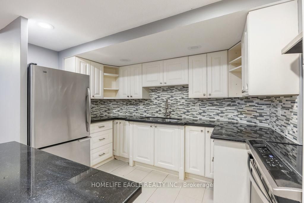 20286 Yonge Street • East Gwillimbury, ON photo 29